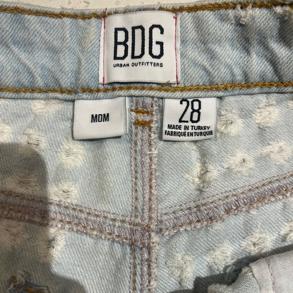 BDG | Urban Outfitters | Distressed Mom Shorts Size 28 - Picture 2 of 3